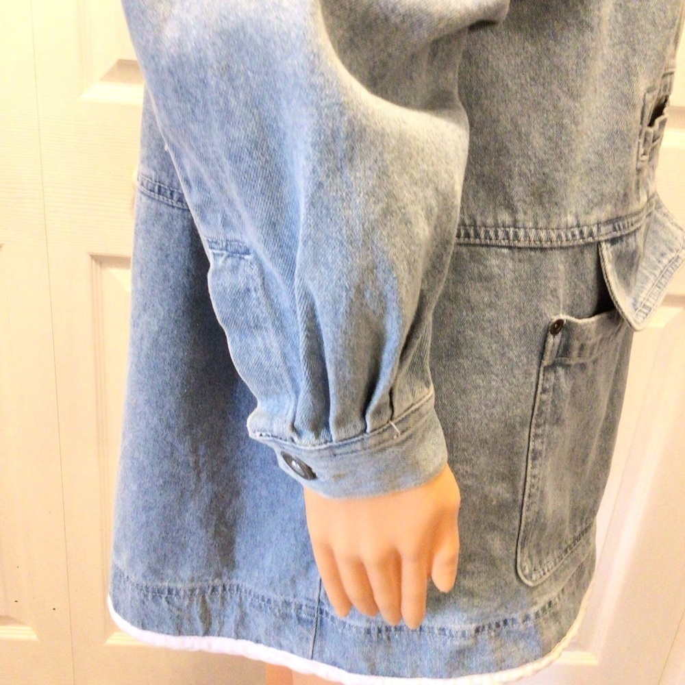 VTG HYPE Womens Light Wash Oversized Denim Shirt Jacket Size Small - Picture 6 of 13